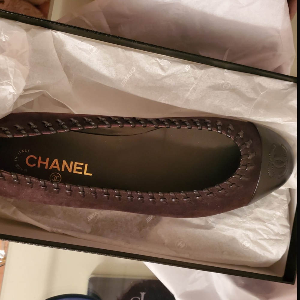 Chanel Suede Leather Dark Brown Captoe Ballerina Flats (FIRM) - Picture 2 of 4